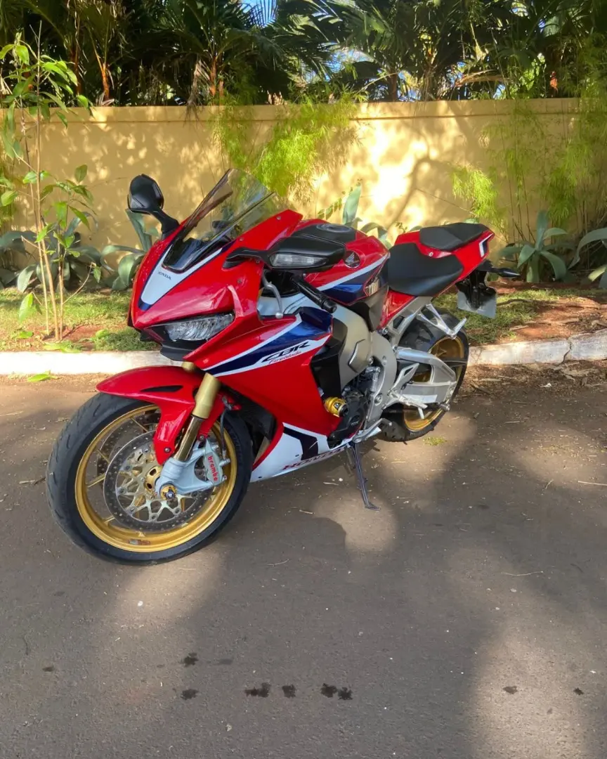 HONDA CBR 1000RR FIREBLADE SP Esportiva