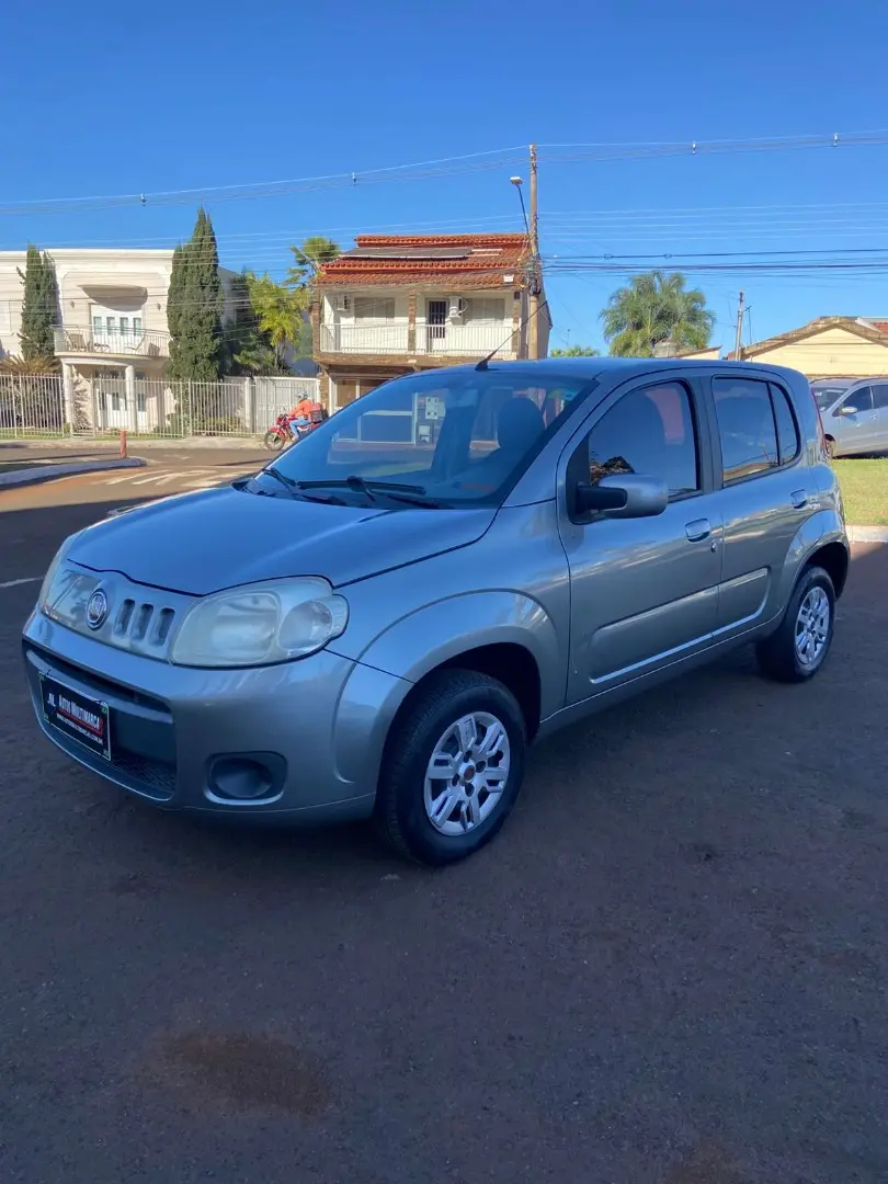 FIAT UNO 1.0 VIVACE 8V FLEX 4P MANUAL