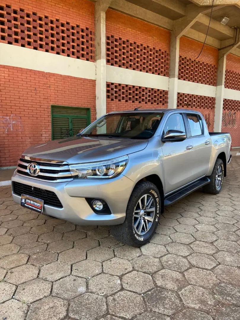 TOYOTA HILUX 2.8 SRX 4X4 CD 16V DIESEL 4P AUTOMÁTICO