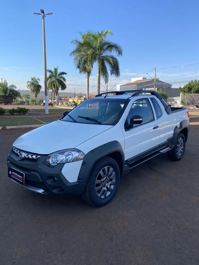 FIAT STRADA 1.8 MPI ADVENTURE CE 16V FLEX 2P MANUAL