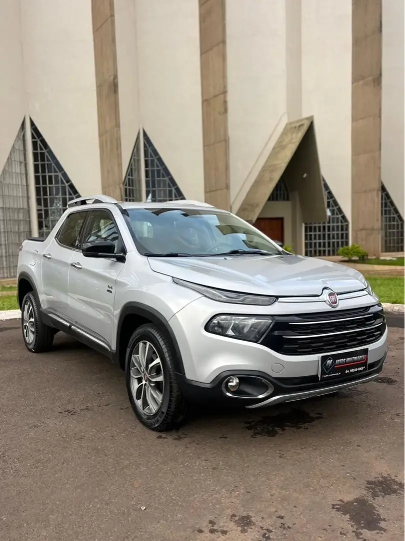 FIAT TORO 2.0 16V TURBO DIESEL VOLCANO 4WD AT9