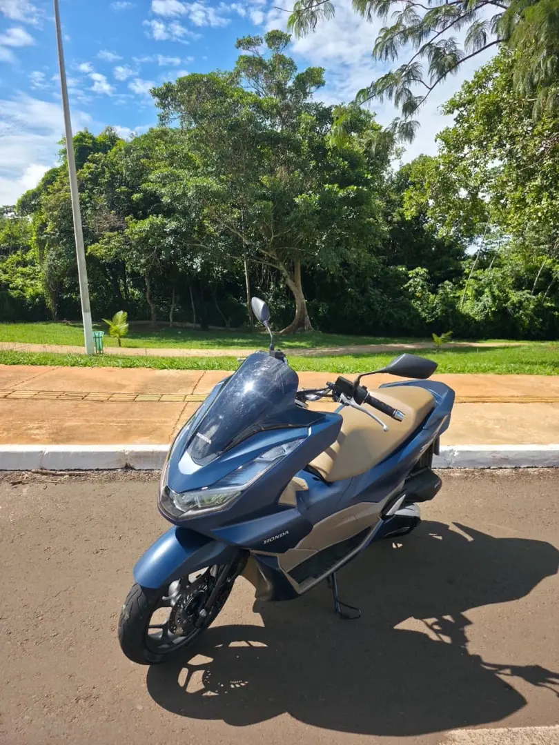 HONDA PCX 160 DLX Scooter