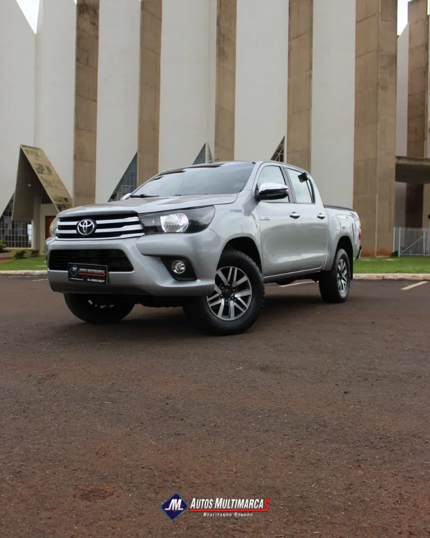 TOYOTA HILUX 2.8 STD 4X4 CD 16V DIESEL 4P MANUAL