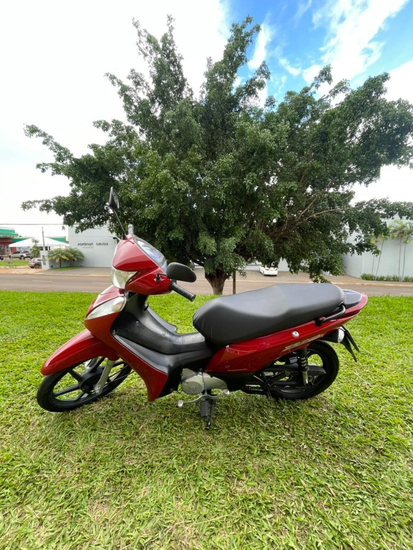 HONDA BIZ 125 ES Utilitária