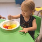 Maternal 1 - Experiment: what color does yellow and red make?