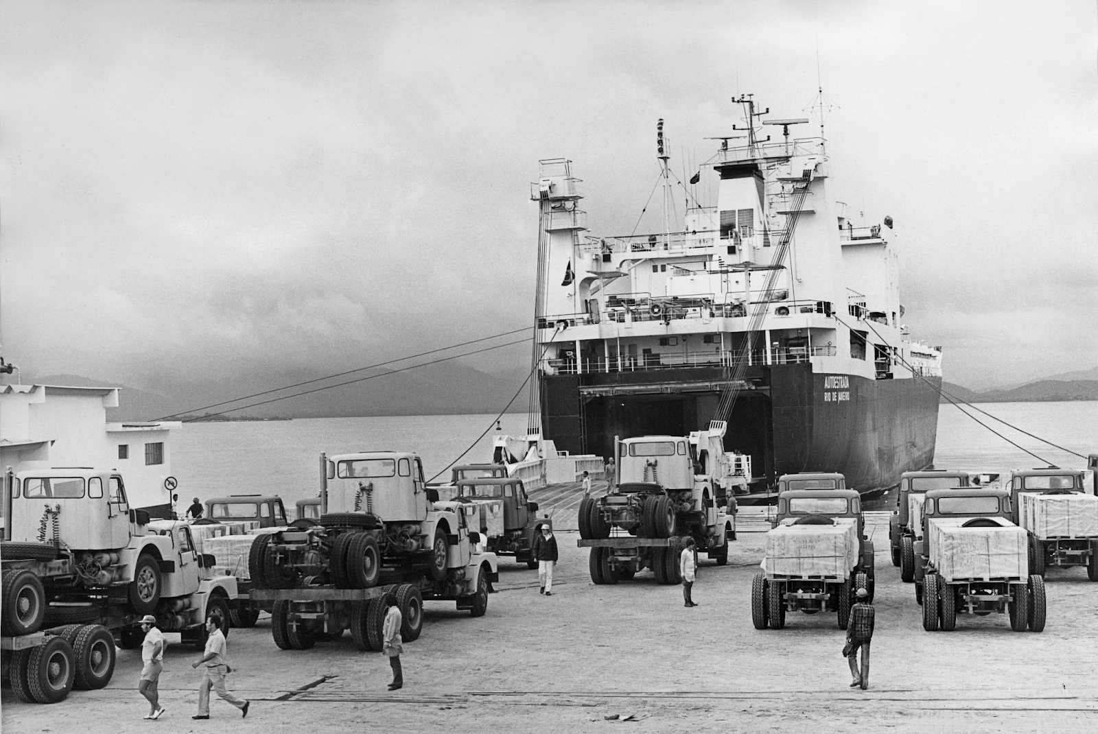 Recordes dos portos brasileiros em 2025 reforça importância histórica da logística marítima