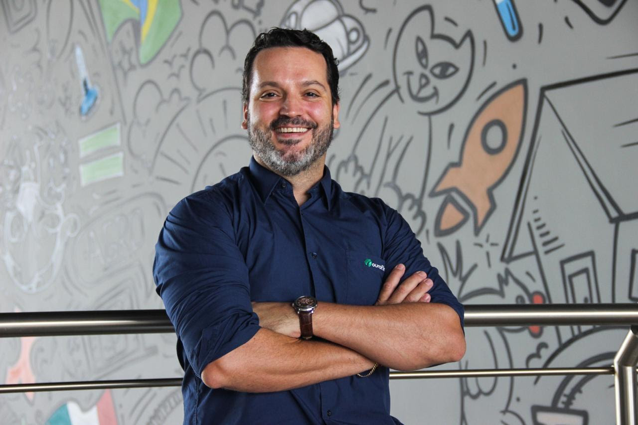 Período chuvoso entra na reta final, mas pressão de carrapatos segue alta: manejo agora evita pico parasitário no outono