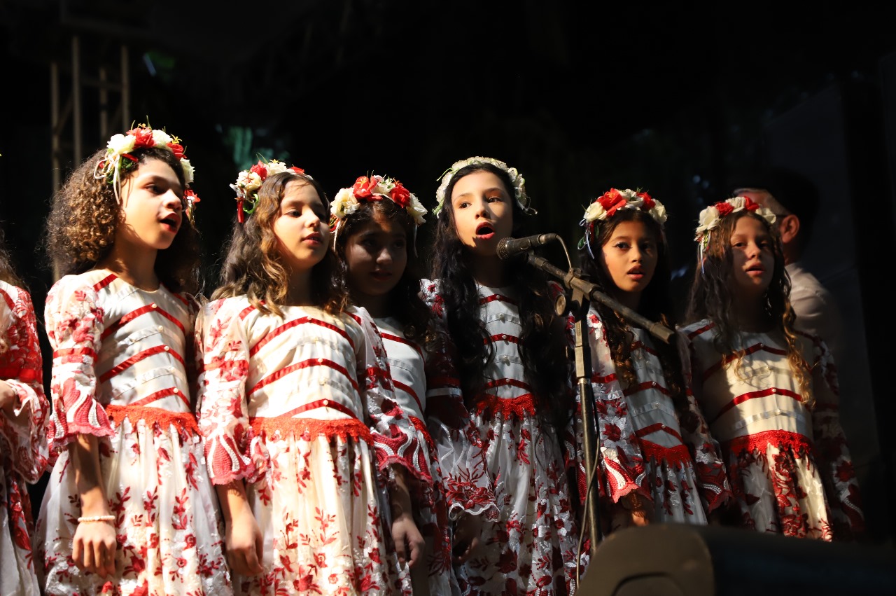 Show de abertura será com Leonardo e apresentação italianas de talentos locais
