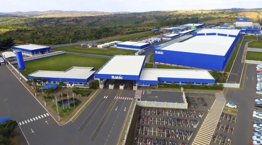 Respiro para o setor de lácteos: Italac assina contrato para adquirir ativos das marcas Líder e Tânia