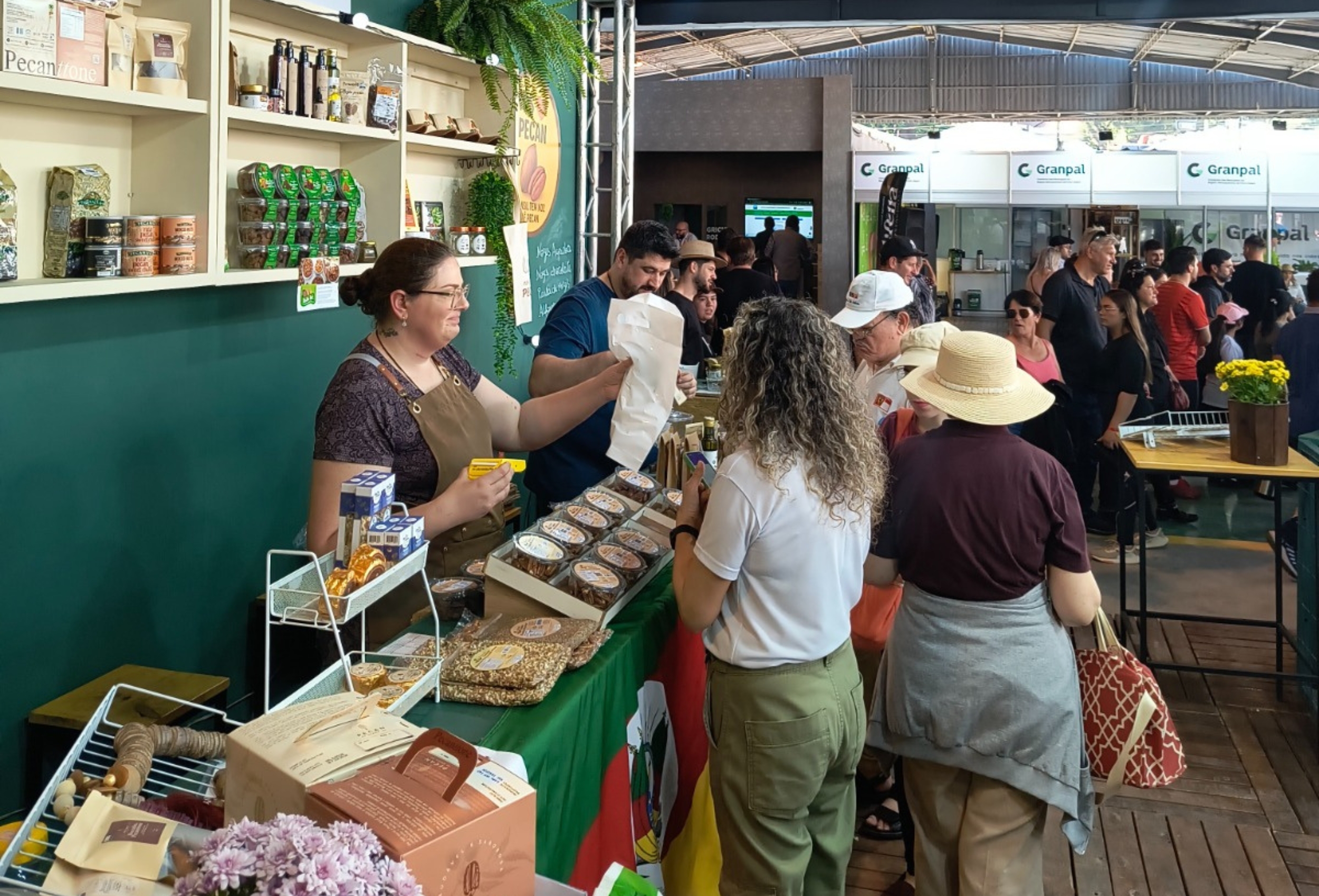 IBPecan leva produtos e agenda sobre noz-pecã à Expointer 2026